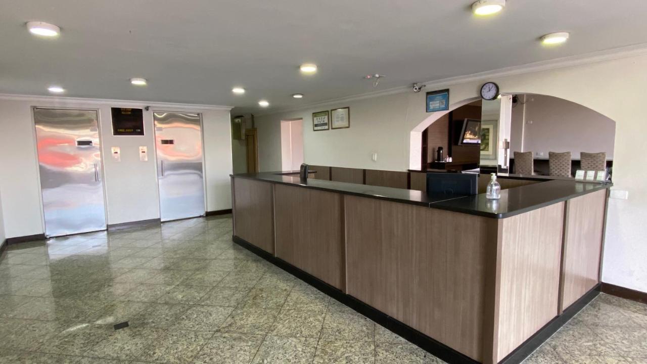 Hotel Itamaraty Curitiba Bagian luar foto