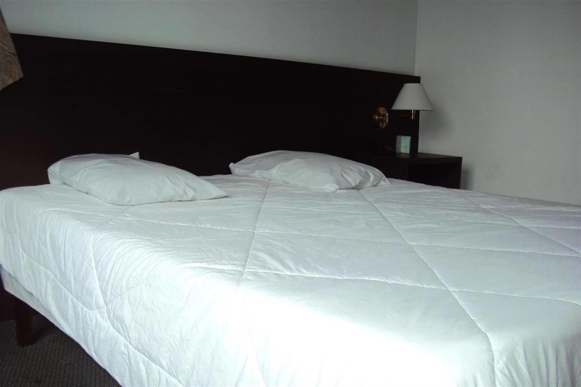 Hotel Itamaraty Curitiba Bagian luar foto
