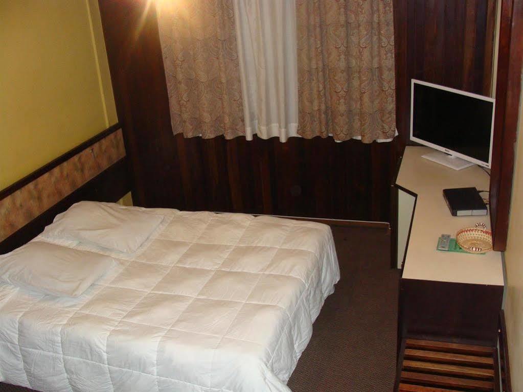Hotel Itamaraty Curitiba Bagian luar foto